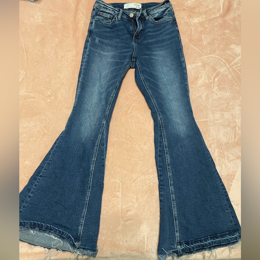 Bridge by Gly (Buckle) Flared Jeans